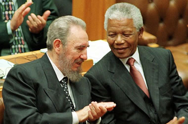 Fidel Castro junto a Nelson Mandela Fidel Castro junto a Nelson Mandela