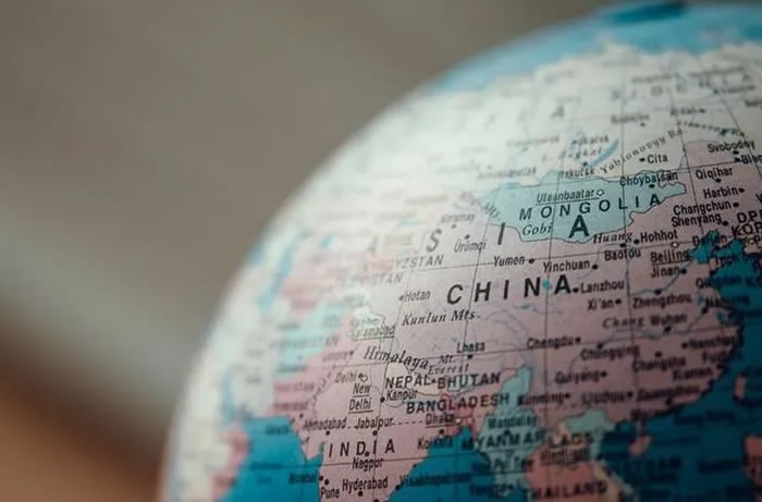 La Franja y la Ruta diez años después, poco que festejar